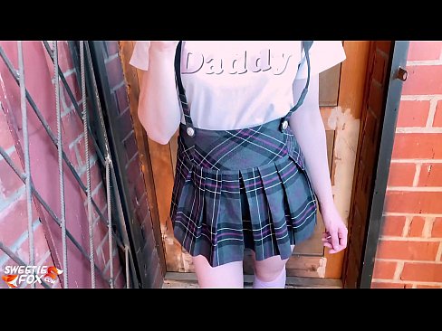 ❤️ Schoolgirl sucks a Dick go domhain agus fucks ionad ranganna. Físeán fuck  ag ga.lemovani.top ﹏